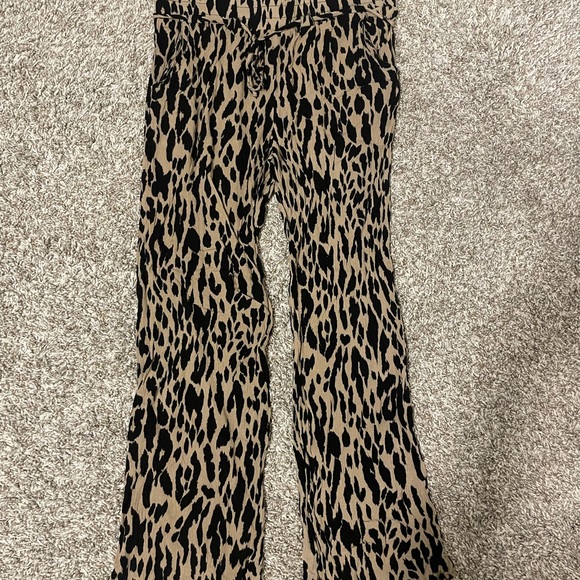 Stitch fix One 5 One leopard pants. - Picture 1 of 3